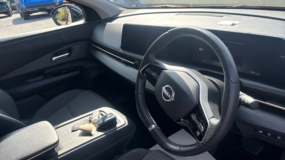 Nissan ARIYA 160kW Advance 63kWh 22kWCh 5dr Auto Electric Hatchback - Image 11