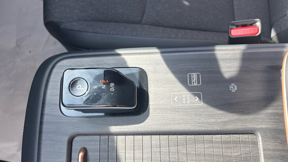 Nissan ARIYA 160kW Advance 63kWh 22kWCh 5dr Auto Electric Hatchback - Image 21