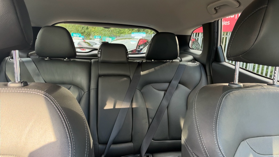 Renault Kadjar 1.3 TCE GT Line 5dr Petrol Hatchback - Image 15