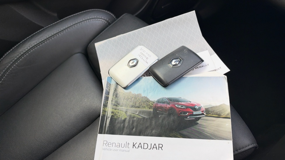 Renault Kadjar 1.3 TCE GT Line 5dr Petrol Hatchback - Image 19