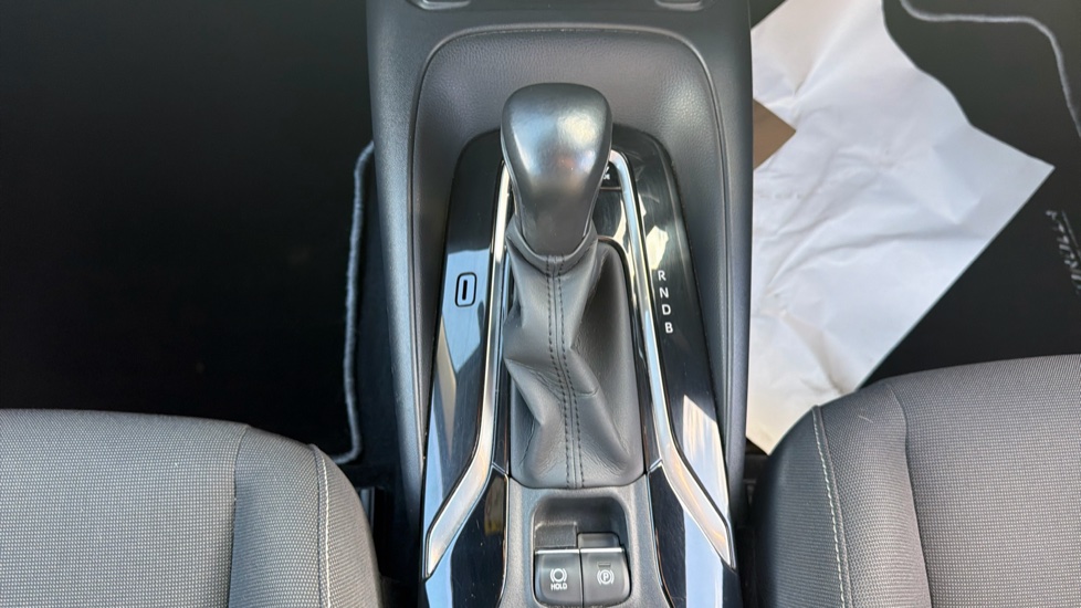 Toyota Corolla 1.8 VVT-i Hybrid Icon Tech 5dr CVT Hybrid Hatchback - Image 13