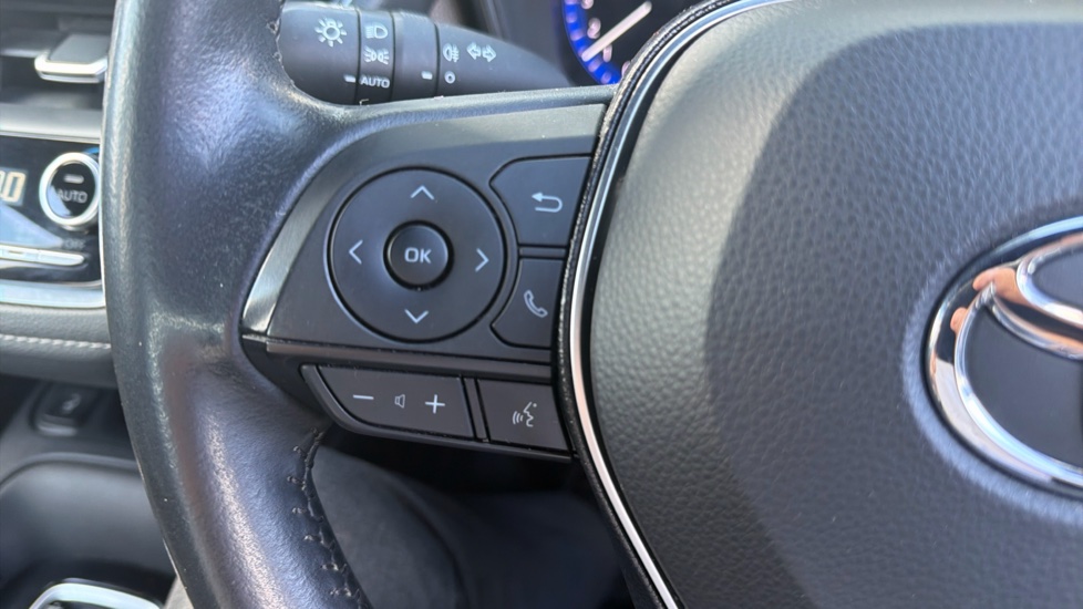 Toyota Corolla 1.8 VVT-i Hybrid Icon Tech 5dr CVT Hybrid Hatchback - Image 24