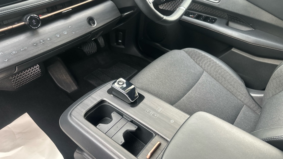Nissan ARIYA 160kW Advance 63kWh 22kWCh 5dr Auto Electric Hatchback - Image 13