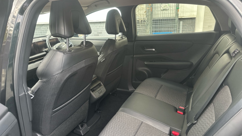 Nissan ARIYA 160kW Advance 63kWh 22kWCh 5dr Auto Electric Hatchback - Image 16