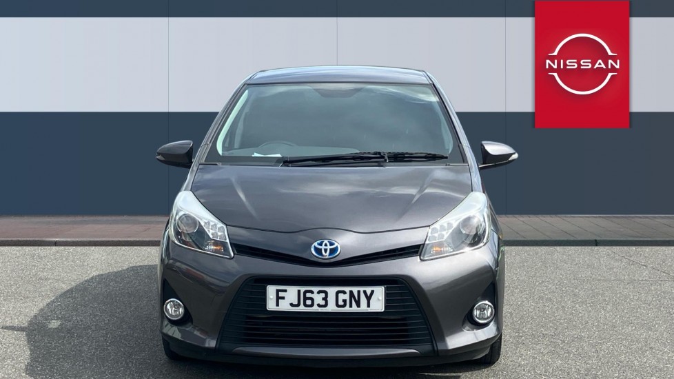 Toyota Yaris 1.5 VVT-i Hybrid T4 5dr CVT Hybrid Hatchback - Image 3