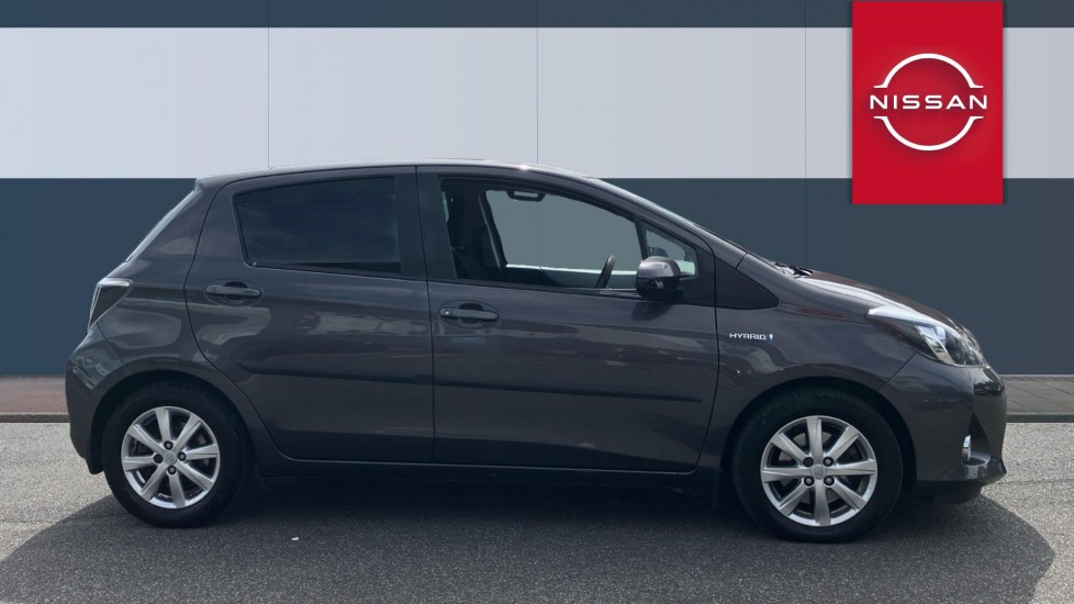 Toyota Yaris 1.5 VVT-i Hybrid T4 5dr CVT Hybrid Hatchback - Image 5