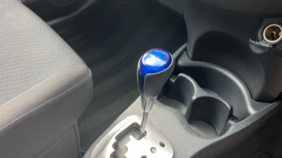 Toyota Yaris 1.5 VVT-i Hybrid T4 5dr CVT Hybrid Hatchback - Image 13