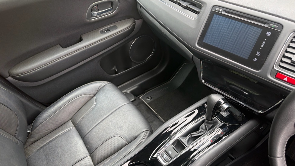 Honda HR-V 1.5 i-VTEC SE CVT 5dr Petrol Hatchback - Image 14