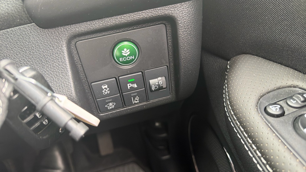 Honda HR-V 1.5 i-VTEC SE CVT 5dr Petrol Hatchback - Image 22
