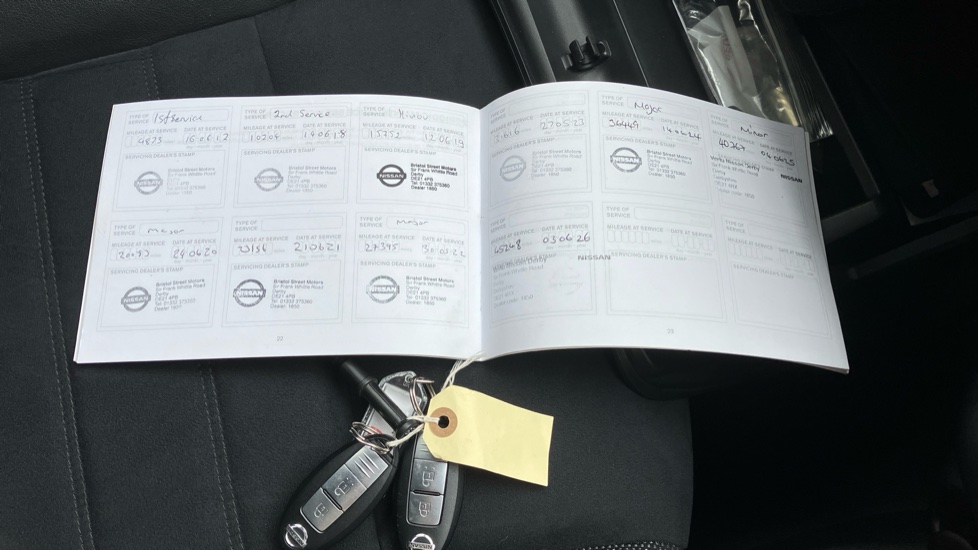 Nissan Juke 1.2 DiG-T N-Connecta 5dr Petrol Hatchback - Image 19