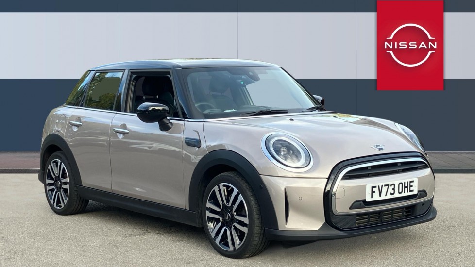 2023 Mini Hatch