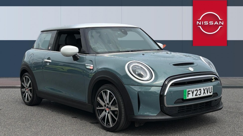 MINI Hatchback 135kW Cooper S Multitone Edition 33kWh 3dr Auto Electric Hatchback - Image 1
