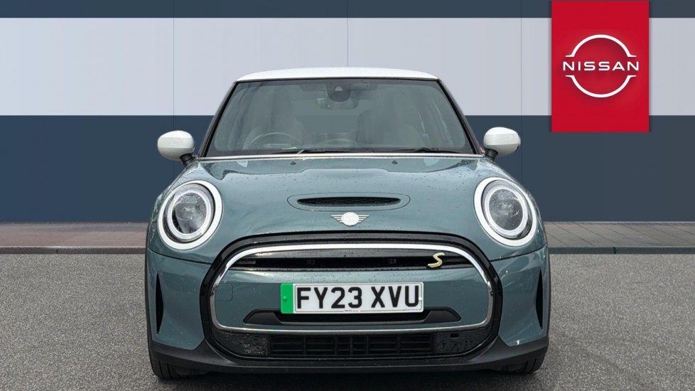 MINI Hatchback 135kW Cooper S Multitone Edition 33kWh 3dr Auto Electric Hatchback - Image 3