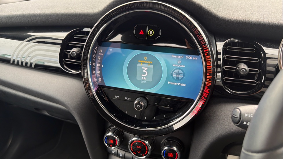 MINI Hatchback 135kW Cooper S Multitone Edition 33kWh 3dr Auto Electric Hatchback - Image 12