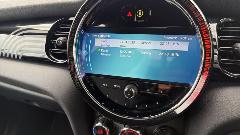 MINI Hatchback 135kW Cooper S Multitone Edition 33kWh 3dr Auto Electric Hatchback - Image 19