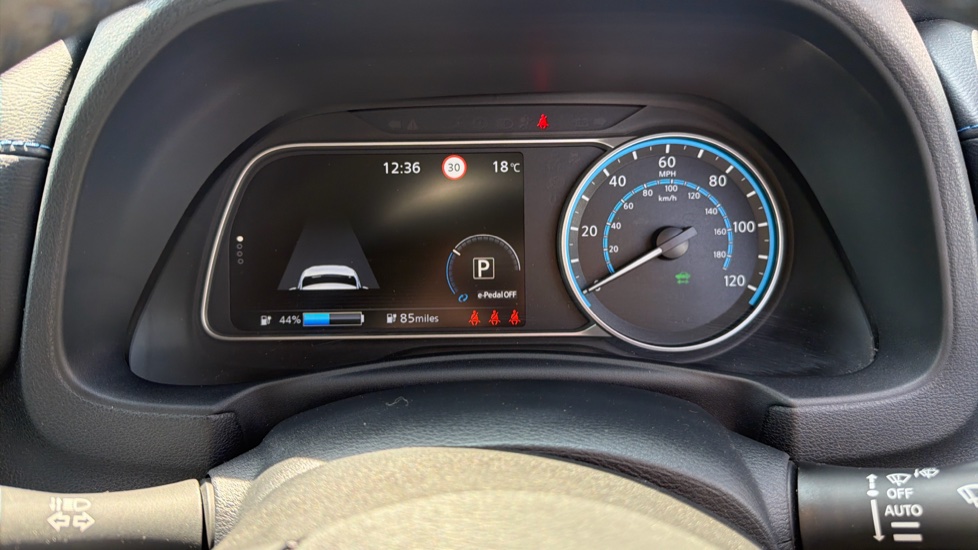 Nissan LEAF 160kW e+ Tekna 59kWh 5dr Auto Electric Hatchback - Image 18