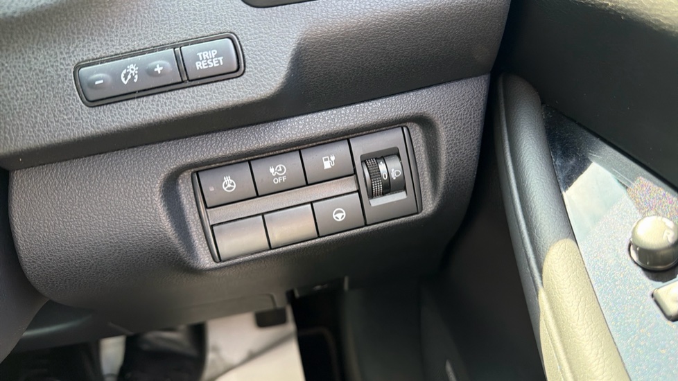 Nissan LEAF 160kW e+ Tekna 59kWh 5dr Auto Electric Hatchback - Image 22