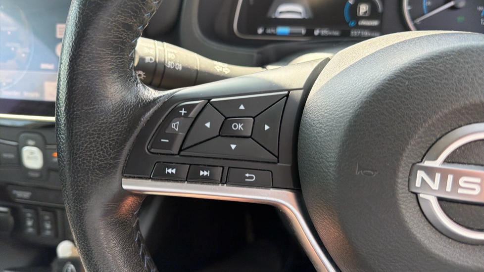 Nissan LEAF 160kW e+ Tekna 59kWh 5dr Auto Electric Hatchback - Image 24