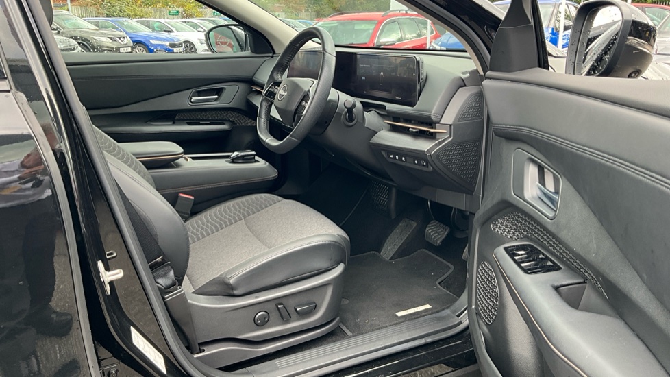 Nissan ARIYA 160kW Advance 63kWh 22kWCh 5dr Auto Electric Hatchback - Image 32