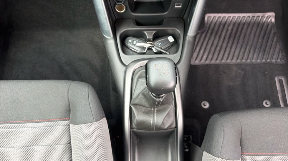 Citroen C3 Aircross 1.2 PureTech 110 Flair 5dr [6 speed] Petrol Hatchback - Image 13
