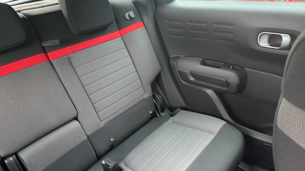 Citroen C3 Aircross 1.2 PureTech 110 Flair 5dr [6 speed] Petrol Hatchback - Image 32