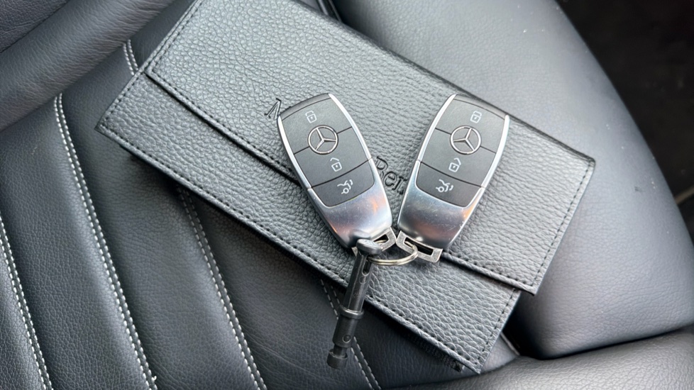 Mercedes-Benz GLC Coupe GLC 300d 4Matic AMG Line Premium 5dr 9G-Tronic Diesel Estate - Image 20