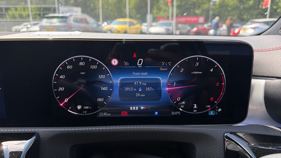 Mercedes-Benz CLA 220d AMG Line Executive 4dr Tip Auto Diesel Saloon - Image 18