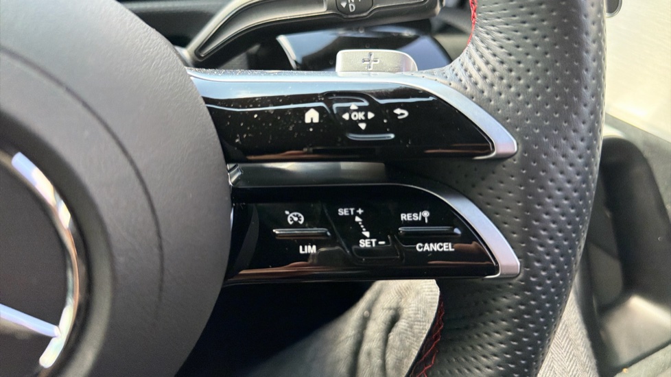 Mercedes-Benz CLA 220d AMG Line Executive 4dr Tip Auto Diesel Saloon - Image 24
