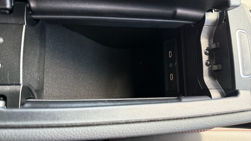 Mercedes-Benz CLA 220d AMG Line Executive 4dr Tip Auto Diesel Saloon - Image 33