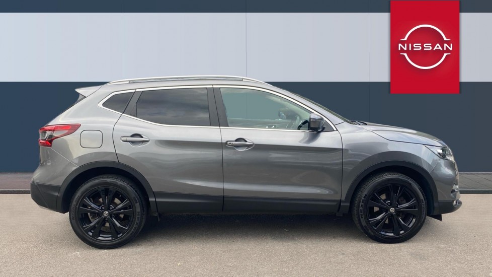 Nissan Qashqai 1.5 dCi N-Connecta 5dr Diesel Hatchback - Image 5