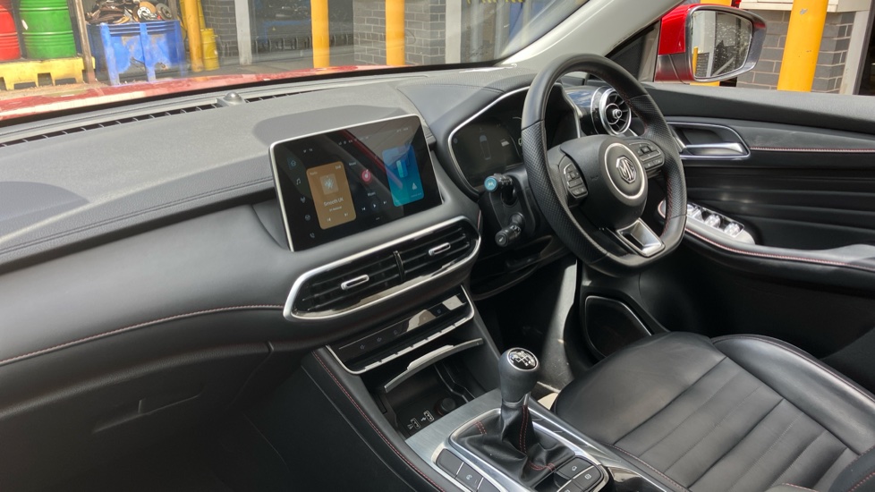 MG HS 1.5 T-GDI Trophy 5dr Petrol Hatchback - Image 9