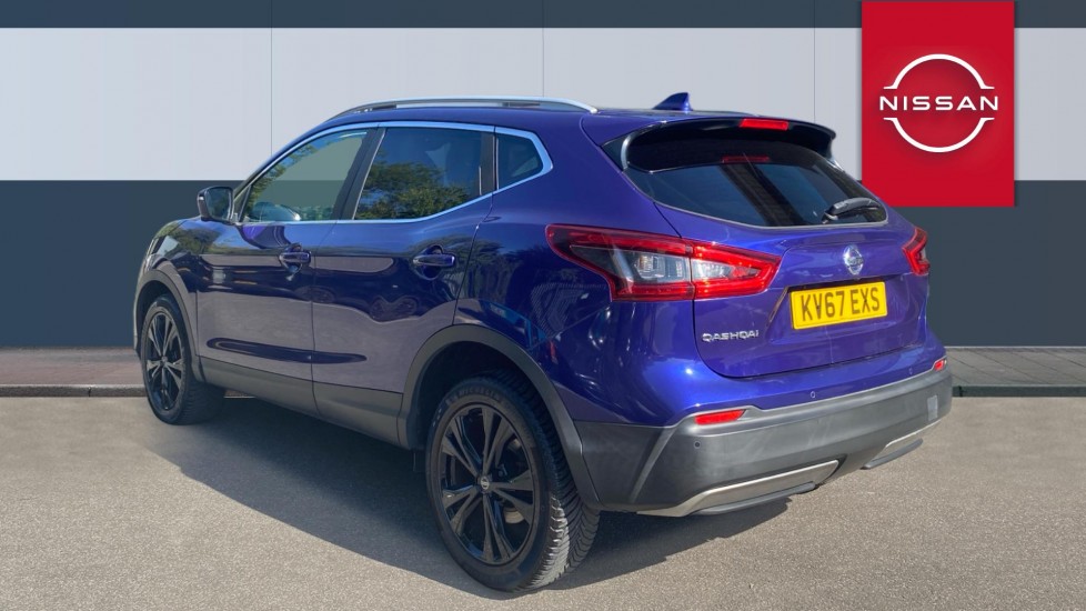 Nissan Qashqai 1.2 DiG-T N-Connecta 5dr Xtronic Petrol Hatchback - Image 2
