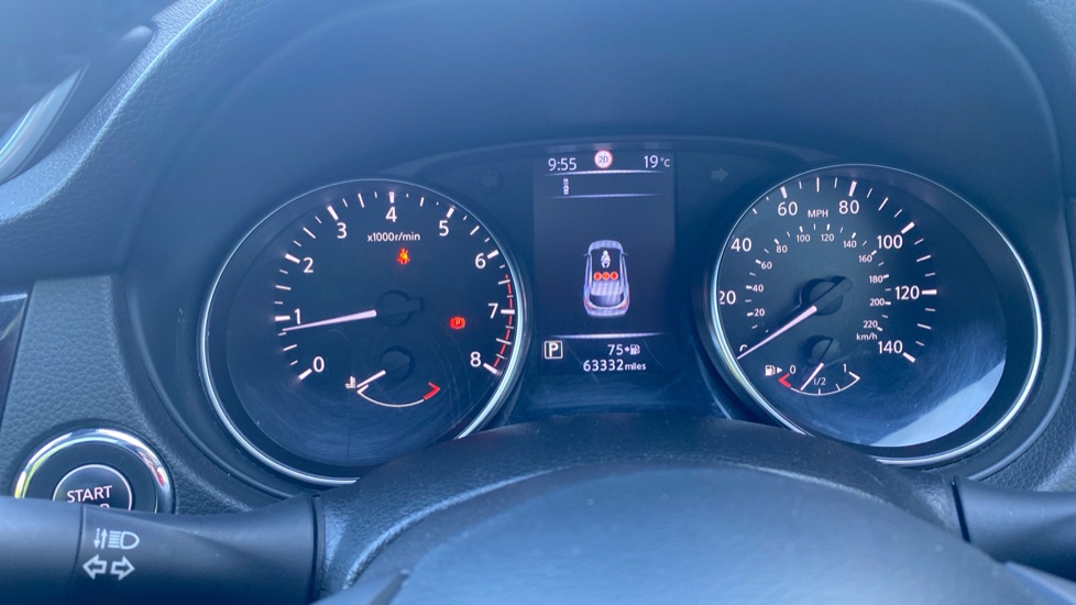 Nissan Qashqai 1.2 DiG-T N-Connecta 5dr Xtronic Petrol Hatchback - Image 18