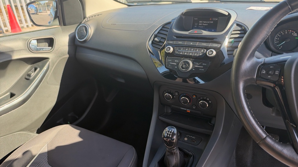 Ford KA+ 1.2 85 Zetec 5dr Petrol Hatchback - Image 14