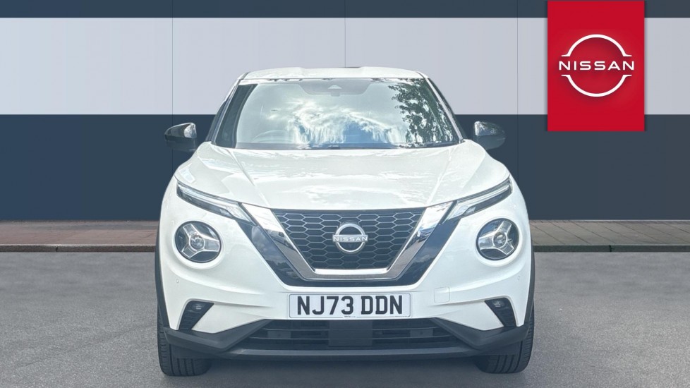 Nissan Juke 1.0 DiG-T 114 Tekna 5dr DCT Petrol Hatchback - Image 3