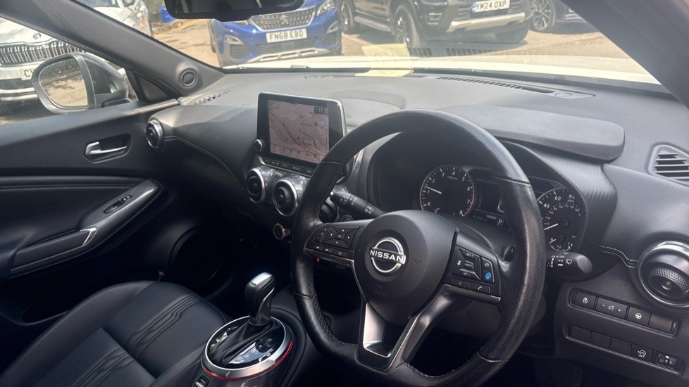 Nissan Juke 1.0 DiG-T 114 Tekna 5dr DCT Petrol Hatchback - Image 11