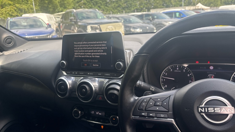 Nissan Juke 1.0 DiG-T 114 Tekna 5dr DCT Petrol Hatchback - Image 14