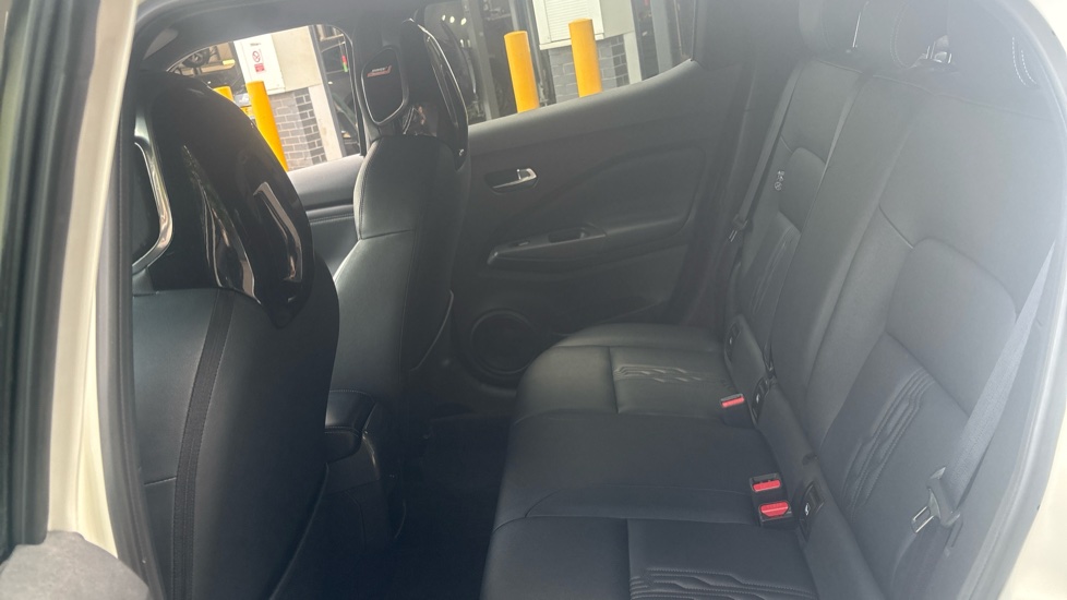 Nissan Juke 1.0 DiG-T 114 Tekna 5dr DCT Petrol Hatchback - Image 16