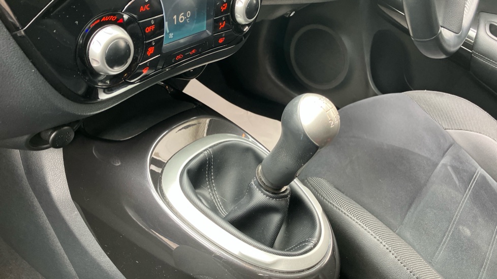 Nissan Juke 1.6 [112] Bose Personal Edition 5dr Petrol Hatchback - Image 13