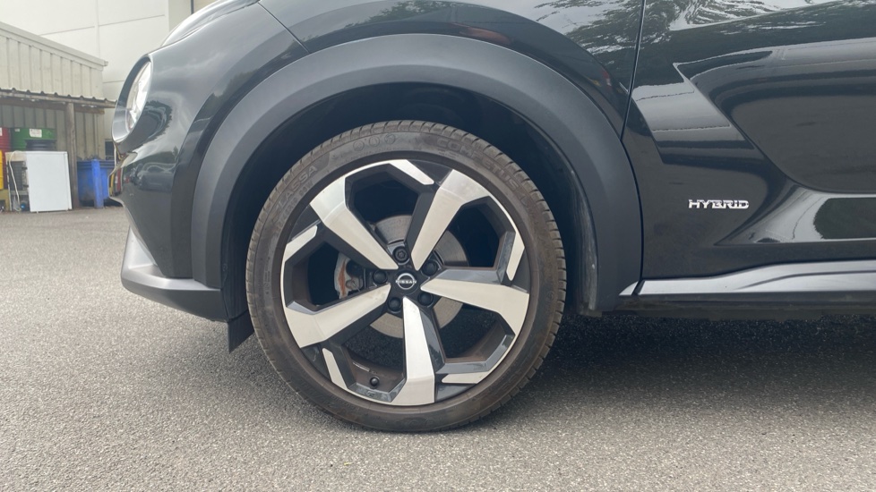 Nissan Juke 1.6 Hybrid Tekna 5dr Auto Hybrid Hatchback - Image 7