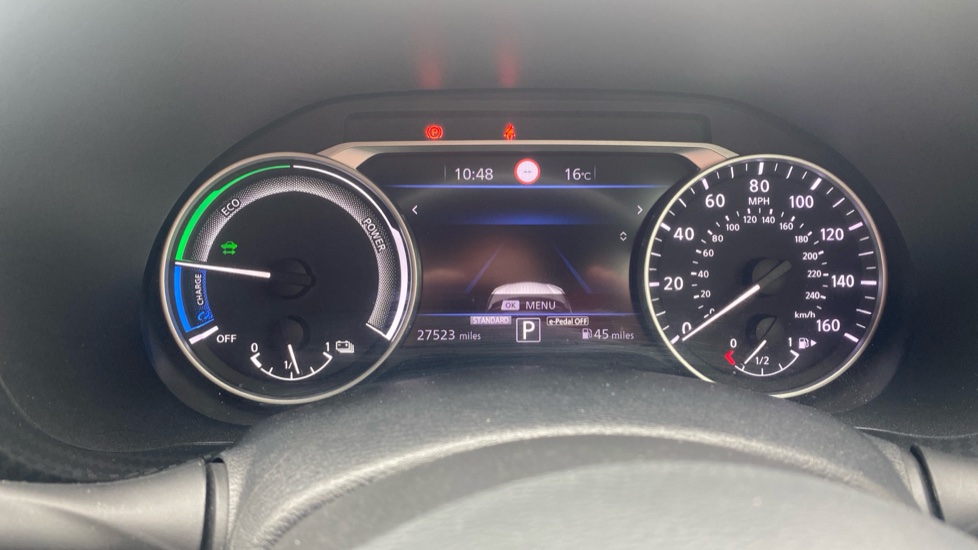 Nissan Juke 1.6 Hybrid Tekna 5dr Auto Hybrid Hatchback - Image 18