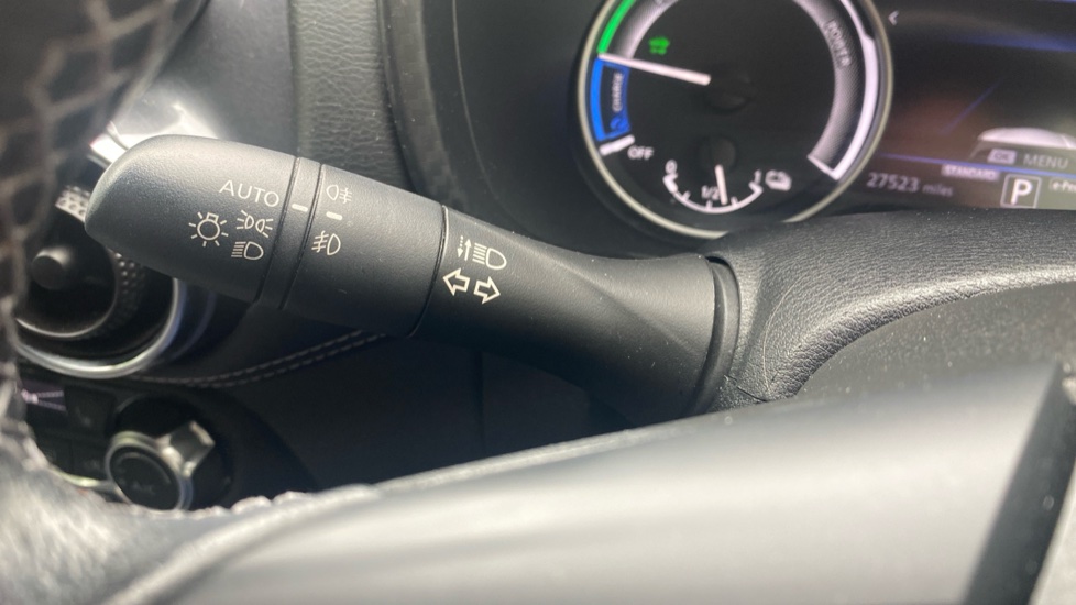 Nissan Juke 1.6 Hybrid Tekna 5dr Auto Hybrid Hatchback - Image 24