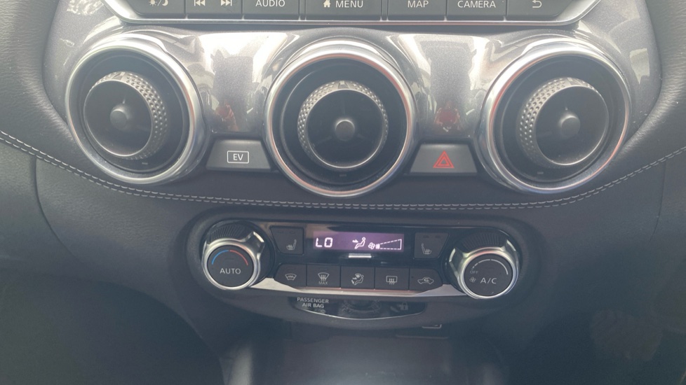 Nissan Juke 1.6 Hybrid Tekna 5dr Auto Hybrid Hatchback - Image 30
