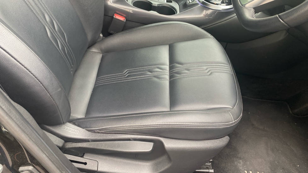 Nissan Juke 1.6 Hybrid Tekna 5dr Auto Hybrid Hatchback - Image 36