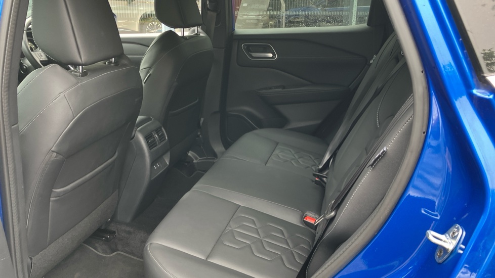 Nissan Qashqai 1.5 E-Power Tekna [Bose] 5dr Auto Hybrid Hatchback - Image 16