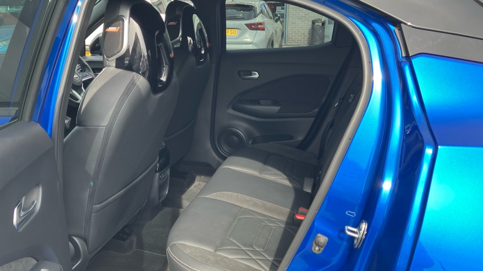 Nissan Juke 1.0 DiG-T Tekna+ 5dr Petrol Hatchback - Image 16
