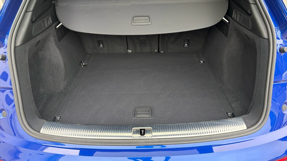 Audi Q5 40 TDI Quattro Edition 1 5dr S Tronic Diesel Estate - Image 4