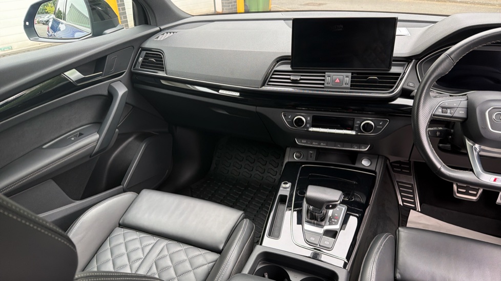 Audi Q5 40 TDI Quattro Edition 1 5dr S Tronic Diesel Estate - Image 11