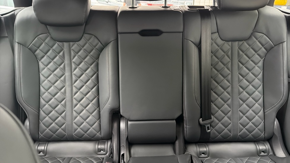 Audi Q5 40 TDI Quattro Edition 1 5dr S Tronic Diesel Estate - Image 15