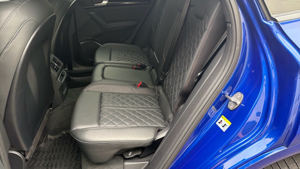 Audi Q5 40 TDI Quattro Edition 1 5dr S Tronic Diesel Estate - Image 16